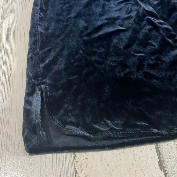 Vince Midnight Blue Velour Dress Size Small - Picture 5 of 8